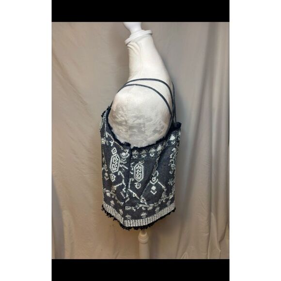 Endless Rose Sequin Embroidered Floral Sleeveless Top Womens Going Out NWOT - Picture 6 of 7
